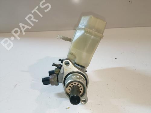 Used Brake master cylinder BMW 3 Coupe (E46) 320 Cd (150 hp) 21834580