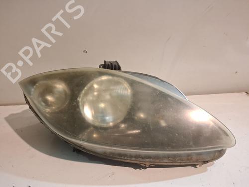 Used Right headlight SEAT LEON (1P1) [2005-2013]  30977365