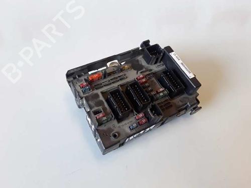 Used Fuse box PEUGEOT 206 Hatchback (2A/C) [1998-2012]  9284249