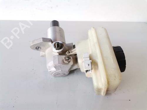 Brake master cylinder LAND ROVER FREELANDER I (L314) 2.0 Td4 4x4 | BP10379307M77 