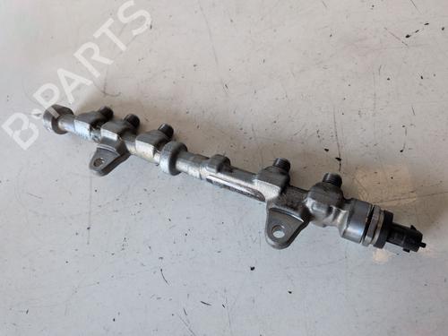 Used Injection rail Injection rail 37794704 37794704