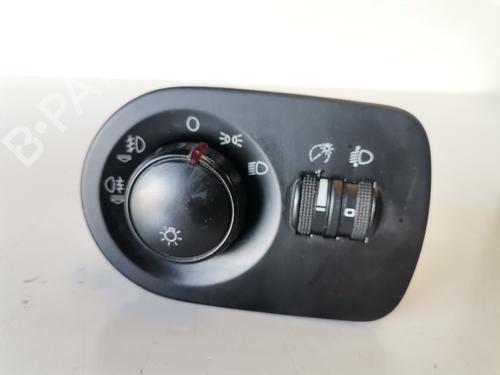 Used Headlight switch SEAT LEON (1P1) [2005-2013]  10357689