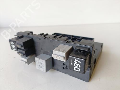 Fuse box VW TOURAN (1T1, 1T2) 1.9 TDI | BP20599085E1 