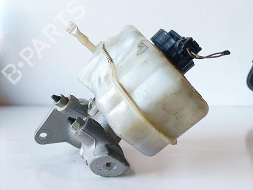 Brake master cylinder BMW 1 (E87) 118 d | BP17723572M77 