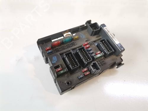 Used Fuse box PEUGEOT 307 Break (3E) 2.0 HDI 90 (90 hp) 9285457