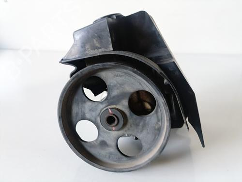 Used Steering pump PEUGEOT 206 Hatchback (2A/C) 1.4 LPG (75 hp) 16578517