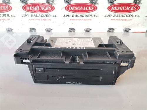 Used Radio Radio SEAT LEON ST (5F8) 2.0 Cupra 4Drive (300 hp) 9313853 9313853
