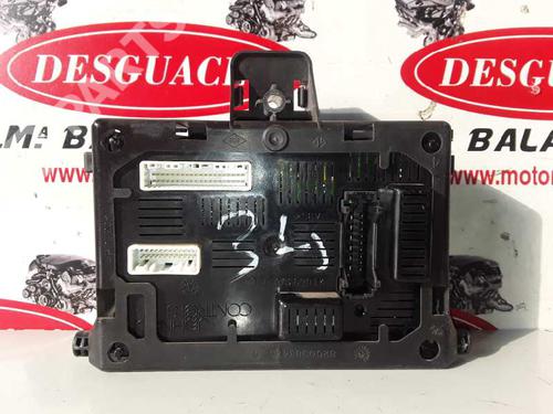 Used Fuse box Fuse box RENAULT CLIO III (BR0/1, CR0/1) 1.4 16V (98 hp) 9282764 9282764