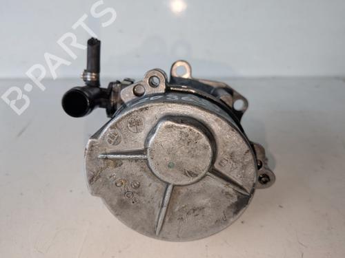 Used Vacuum pump Vacuum pump RENAULT SCÉNIC II (JM0/1_) [2003-2010] 33201782 33201782