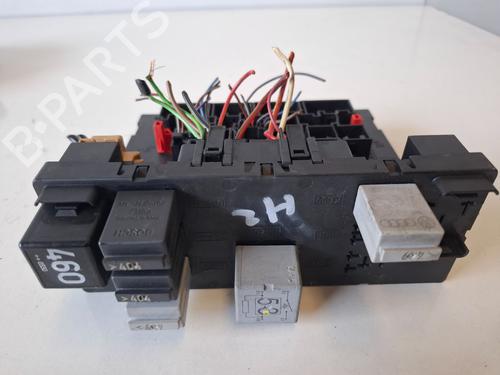 Fuse box VW TOURAN (1T1, 1T2) 2.0 TDI | BP27235792E1 