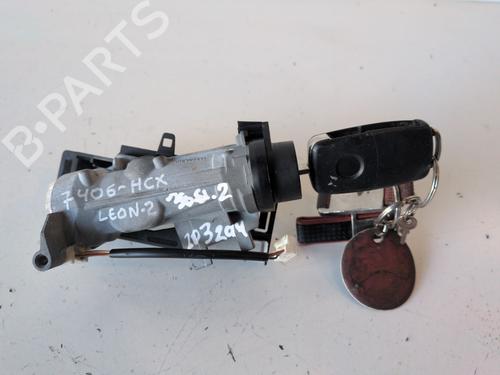 Used Ignition barrel SEAT LEON (1P1) [2005-2013]  32293066