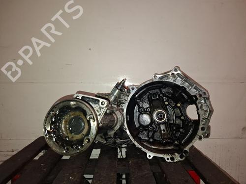 Used Gearbox VW TRANSPORTER T4 Van (70A, 70H, 7DA, 7DH) [1990-2003]  30688045