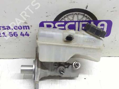 Used Brake master cylinder RENAULT CLIO IV (BH_) [2012-2021]  9467594