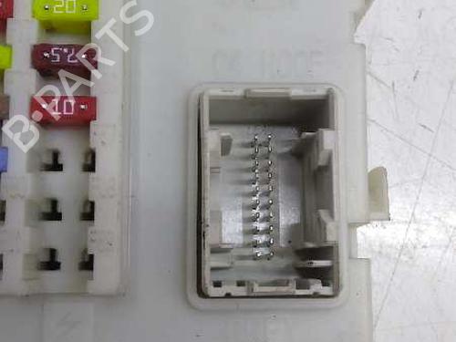 Fuse box FORD FOCUS III | BP9462249E1