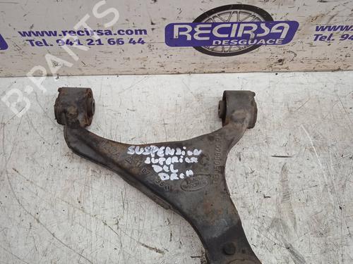 Used Right front suspension arm LAND ROVER RANGE ROVER III (L322) [2002-2012]  9483962