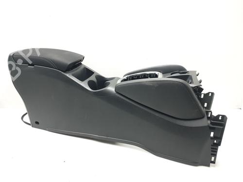Used Middle console Middle console NISSAN QASHQAI II (J11, J11_) 1.2 DIG-T (115 hp) 39814975 39814975