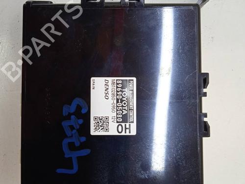 Used Electronic module TOYOTA AVENSIS Saloon (_T27_) [2008-2018]  12542792