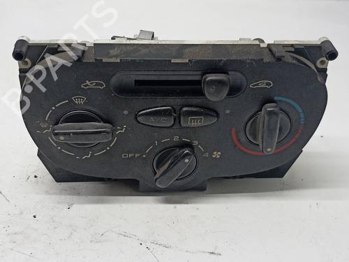 AC Styreenhet / Manøvreringsenhet PEUGEOT 206 Hatchback (2A/C) [1998-2012]  9489436