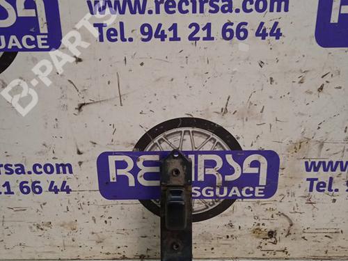 Used Right front window switch Right front window switch MITSUBISHI PAJERO II (V3_W, V2_W, V4_W, V5_W) 2.5 TD 4WD (V24W) (99 hp) 9469461 9469461