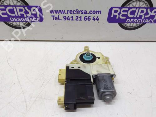 Left front window motor PEUGEOT 307 Break (3E) 1.6 HDi 110 | BP9463857E21 