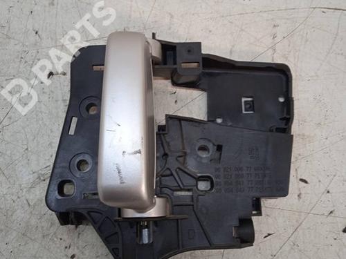 Used Front right interior door handle Front right interior door handle PEUGEOT PARTNER Box Body/MPV 1.6 HDi 90 (92 hp) 9734715 9734715