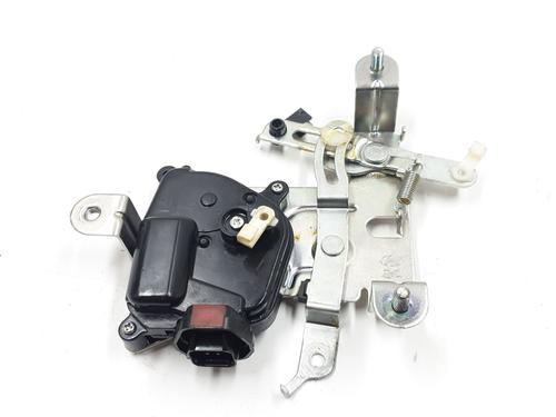 Used Tailgate lock Tailgate lock HYUNDAI TUCSON (JM) 2.0 CRDi (136 hp) 36322071 36322071