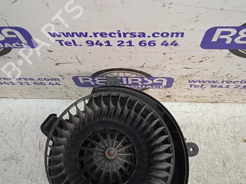 Used Heater blower motor OPEL ZAFIRA / ZAFIRA FAMILY B (A05) [2005-2019]  9484157