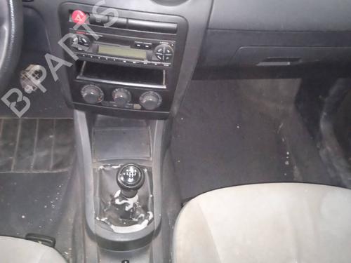 Left headlight SEAT IBIZA III (6L1)  | BP9821358C28 