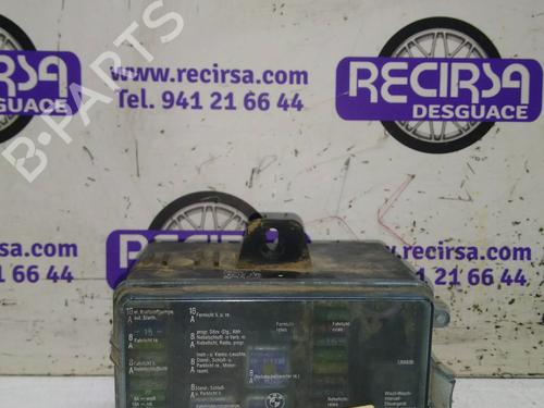 Fuse box BMW 3 (E30)  | BP9483190E1 