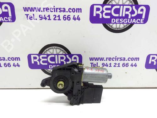 Motor elevalunas trasero izquierdo VW PASSAT B5 Variant (3B5) [1997-2001]  9462419