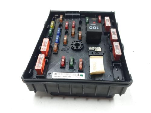 Fuse box VW PASSAT B6 (3C2) 2.0 TDI | BP38705254E1 - Image 2