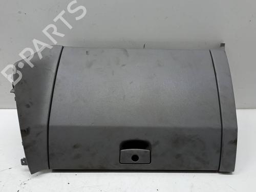 Used Glove box KIA SORENTO I (JC) [2002-2011]  9467390