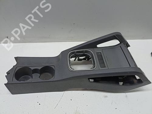 Used Middle console VW GOLF V (1K1) [2003-2010]  11683696