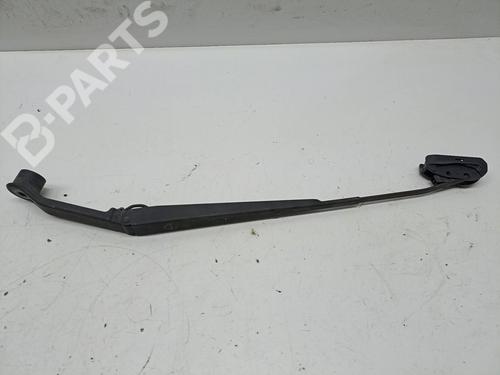 Used Front windshield wiper arm MITSUBISHI PAJERO III (V7_W, V6_W) 3.2 Di-D (V68W) (160 hp) 10518552