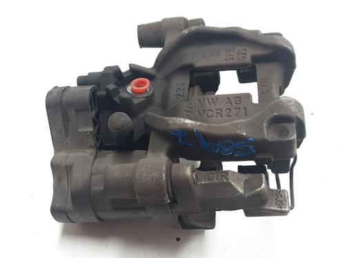 Used Right rear brake caliper Right rear brake caliper VW GOLF VII (5G1, BQ1, BE1, BE2) 1.6 TDI (115 hp) 39611257 39611257