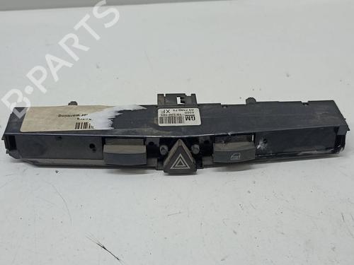Used Warning switch OPEL ASTRA H (A04) [2004-2014]  9462286
