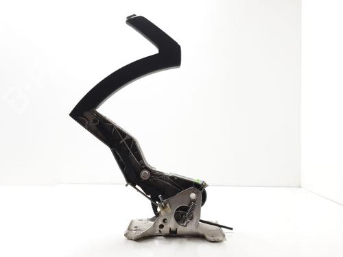 Used Hand brake RENAULT MEGANE IV Hatchback (B9A/M/N_) 1.5 dCi 110 (B9A3) (110 hp) 27251632