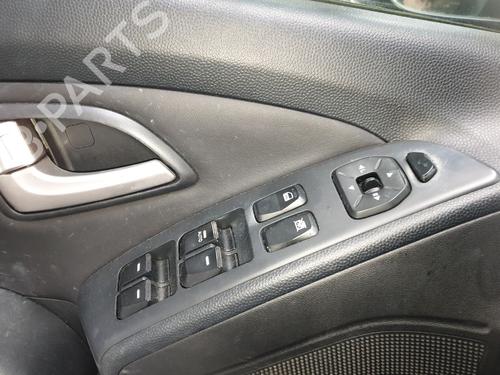 Left front window switch HYUNDAI ix35 (LM, EL, ELH) 1.7 CRDi | BP33290798I27  - Image 20