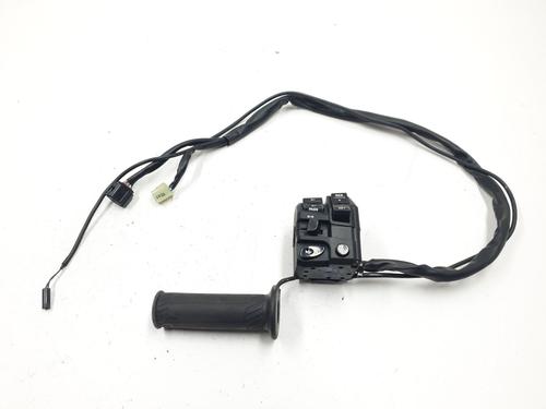 switch-yamaha-motorcycles-tmax-0-40109402 main image