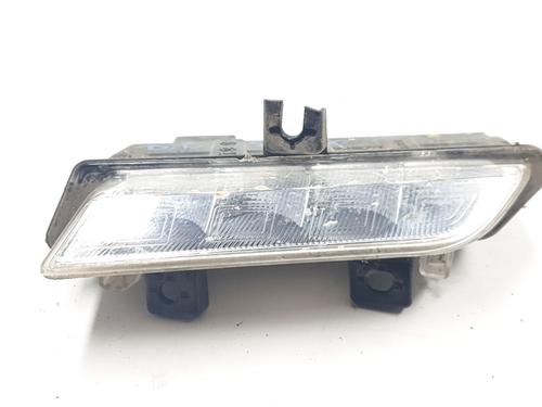 Used Right front fog light Right front fog light 38533196 38533196