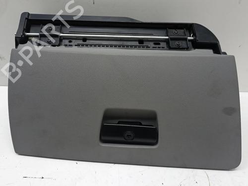 Used Glove box BMW 3 (E90) 318 d (143 hp) 14931886