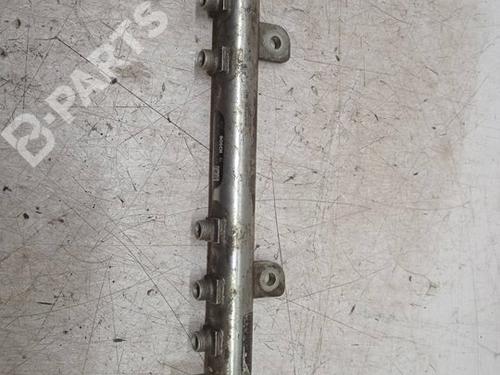 Used Injection rail Injection rail OPEL CORSA D (S07) 1.3 CDTI (L08, L68) (75 hp) 9748469 9748469