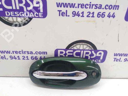 front-right-exterior-door-handle-kia-carnival-i-up-29-tdi-0k53a58410xx-1998-1999-2000-2001-9466335 main image