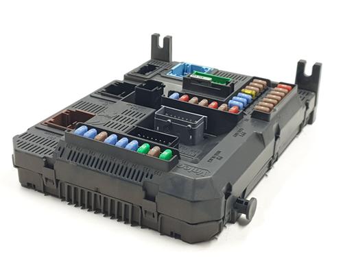 Fuse box PEUGEOT 208 I (CA_, CC_)  | BP29809037E1