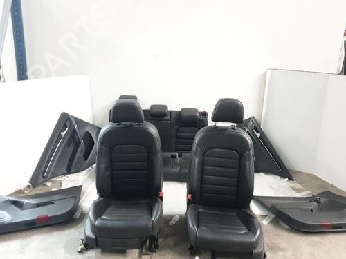 Used Seats set Seats set VW GOLF VII (5G1, BQ1, BE1, BE2) 1.6 TDI 4motion (110 hp) 32471009 32471009