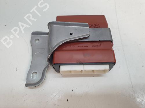 Used Comfort control module LEXUS GS (_S19_) 450h (GRS191_, GWS191_) (296 hp) 18854751