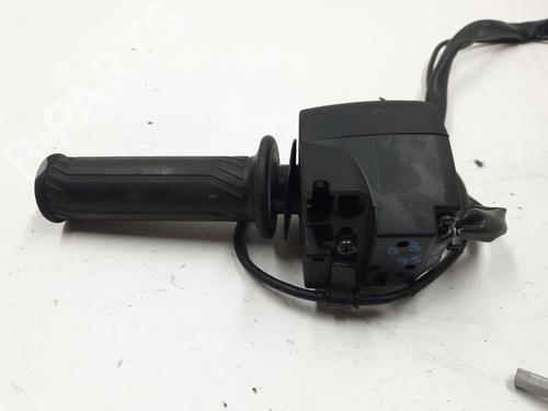 Switch YAMAHA MOTORCYCLES TMAX TMAX 560 Tech Max (SJ18, SJ21) | BP40109423I30 - Image 8