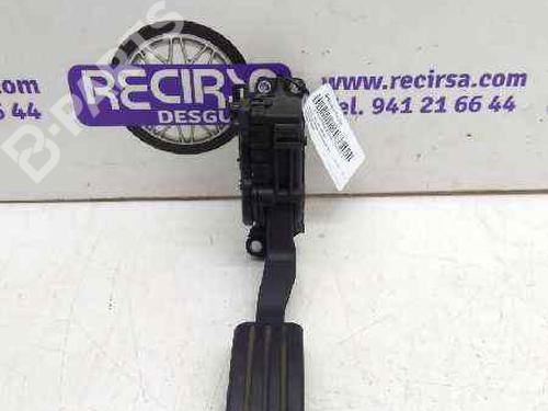 pedal-dacia-duster-hs_-16-16v-lpg-8200386506d-2010-2011-2012-2013-2014-2015-2016-2017-2018-9465006 main image