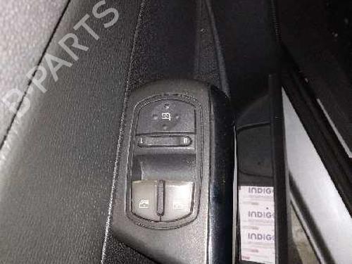 Used Left front window switch OPEL CORSA D (S07) [2006-2015]  9462840