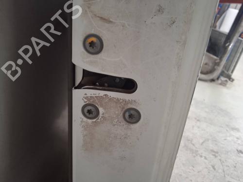 Højre bagtil lås NISSAN CABSTAR (F24M, F24W) [2006-2013]  12542672